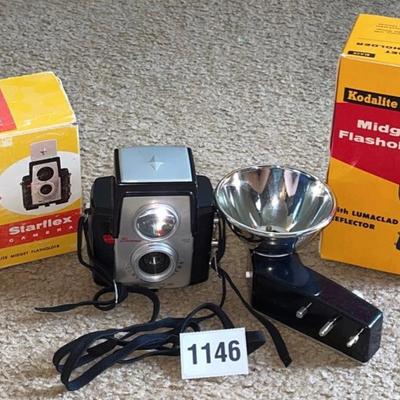 Vintage Brownie Starflex Camera