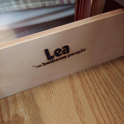 Knob Creek Queen Bed Frame with Nightstand (BR1-BBL)