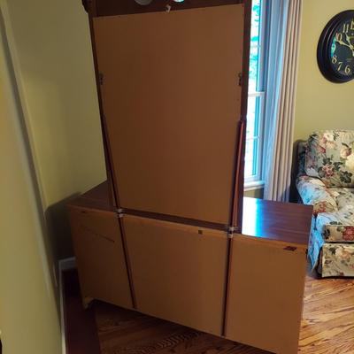 Three Queen Anne Style Dressers by Lea (BR1-BBL)