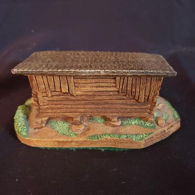 Cades Cove Series Sculptures: Elijah Oliver Cabin & Corncrib by Leo Preisler (D-KD)