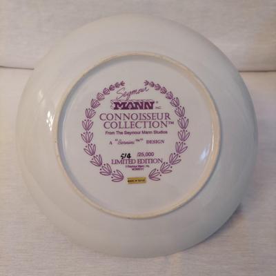 Seymour Mann Connoisseur Collection Collectible Bird Plates (BR1-BBL)