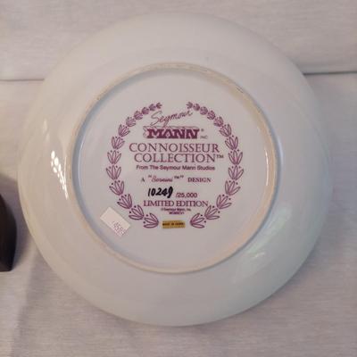 Seymour Mann Connoisseur Collection Collectible Bird Plates (BR1-BBL)