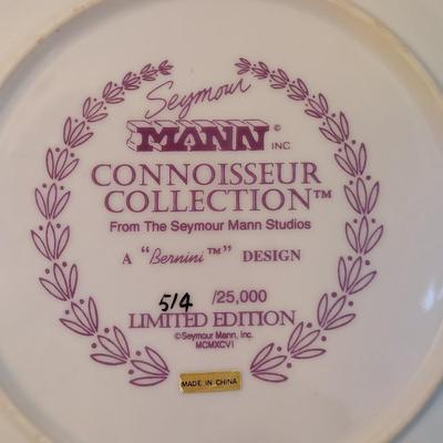 Seymour Mann Connoisseur Collection Collectible Bird Plates (BR1-BBL)