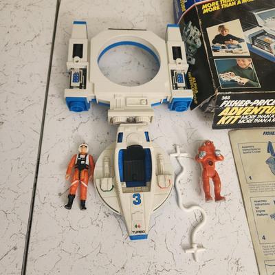Fisher-Price Toy Model Adventure kit 368 Alpha Interceptor