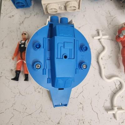 Fisher-Price Toy Model Adventure kit 368 Alpha Interceptor