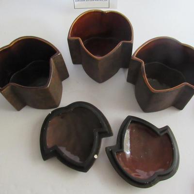 Set of 3 Leaf Shaped Dishes, 2 Covers