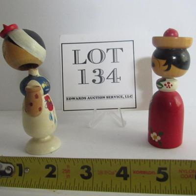 2 Vintage Wood Bobble Head Girls