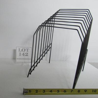 Metal Lid Cover Stand