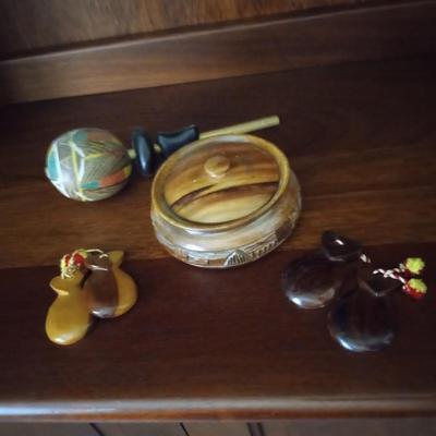 COLLECTIBLES FROM OTHER COUNTRIES