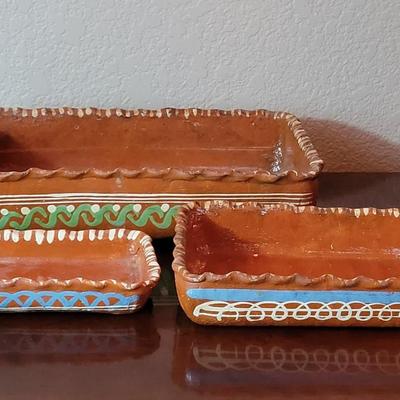 Vintage Mexican Nesting Casserole Dishes