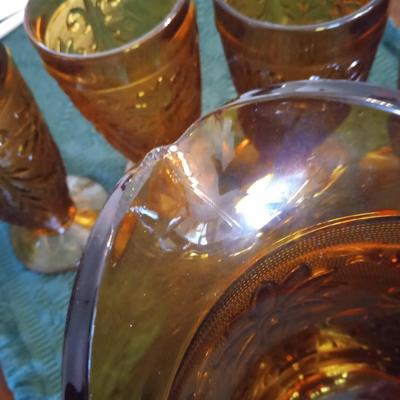 INDIANA TIARA AMBER SANDWICH GLASS TUMBLERS AND PITCHER DAISY PATTERN