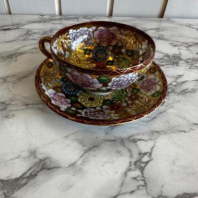 Pair of thousand Crane  tea cups