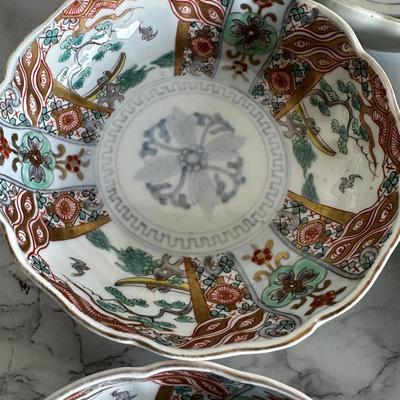 Set of 4 Antique Japanese Imari Bowl Meiji Scalloped Dish Circa 1800â€™s   8â€Diam. 2â€Deep