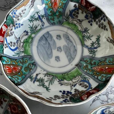 Set of 4 Antique Japanese Imari Bowl Meiji Scalloped Dish Circa 1800â€™s   8â€Diam. 2â€Deep