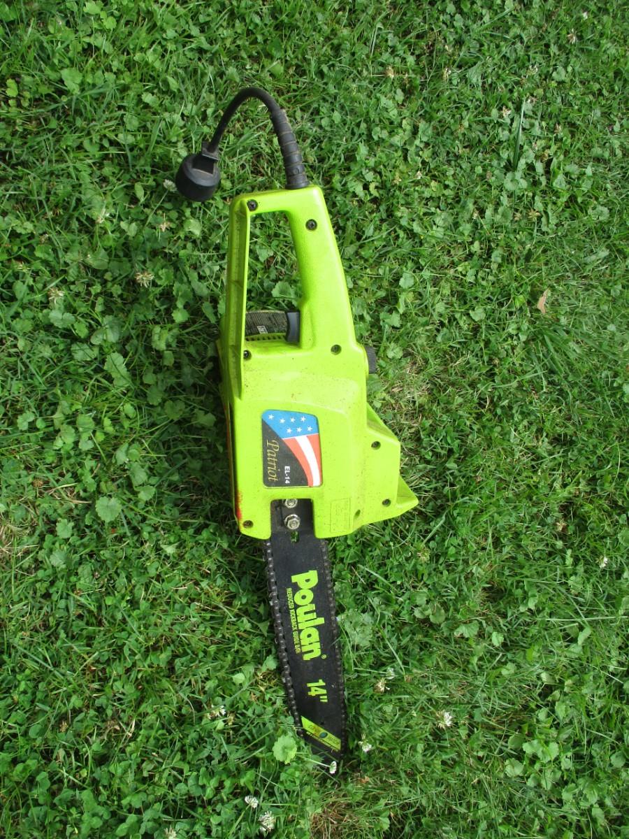 14" Poulan Electric Chainsaw