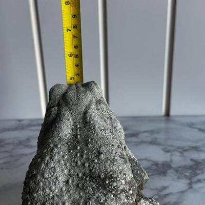 Cement toad vintage