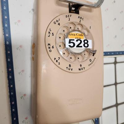 Vintage Bell system western electric rotary wall phone 554