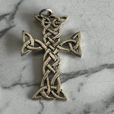 Vintage Sterling silver Cross pendant
