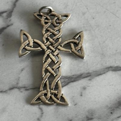 Vintage Sterling silver Cross pendant