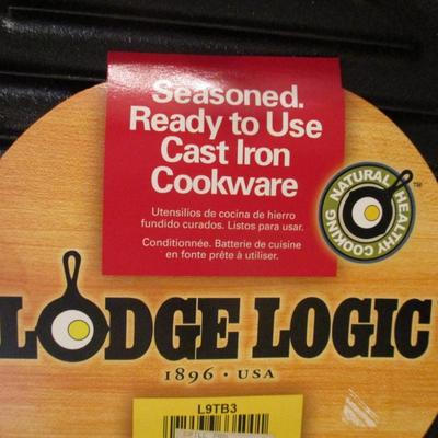 Lodge Cast Iron Skillet