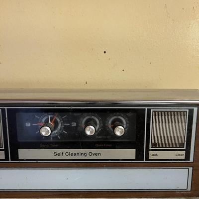 Tappan self-cleaning gas stove