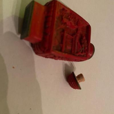 Vintage Chinese Carved Cinnebar Snuff Bottle Brass Bottom