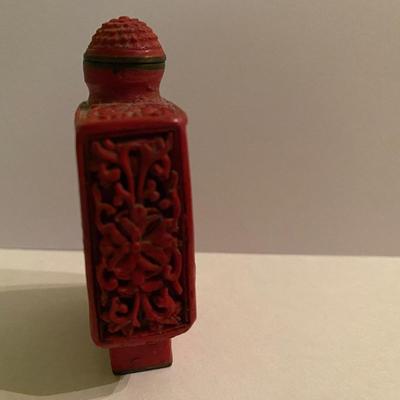 Vintage Chinese Carved Cinnebar Snuff Bottle Brass Bottom