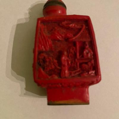 Vintage Chinese Carved Cinnebar Snuff Bottle Brass Bottom