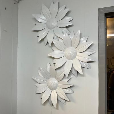 642 Three Large White Painted Metal Wall Sunflowers