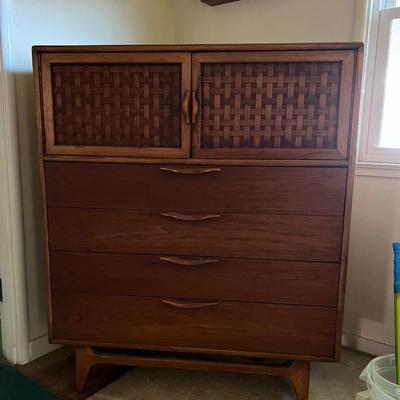 Mid Century Modern Dresser