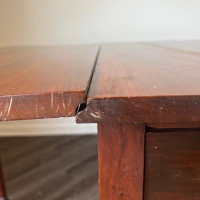 Antique Drop Leaf Table on Turned Legs *Read Details