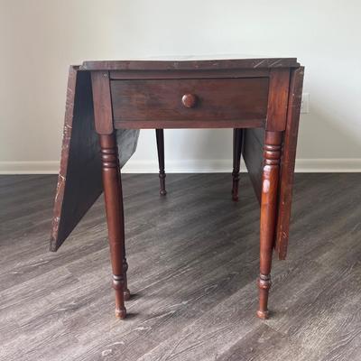Antique Drop Leaf Table on Turned Legs *Read Details