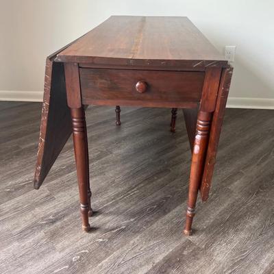 Antique Drop Leaf Table on Turned Legs *Read Details
