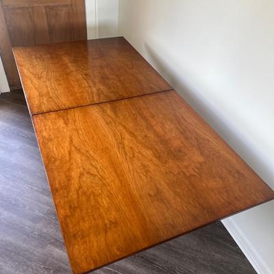 BARNARD & SIMONDS CO. Fold Out Table Antique Cherry