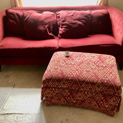 Bernhardt Couch