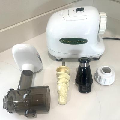 OMEGA Juicer