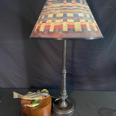 Tabletop lamp and fish accessories