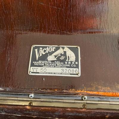 Vintage Victor Box