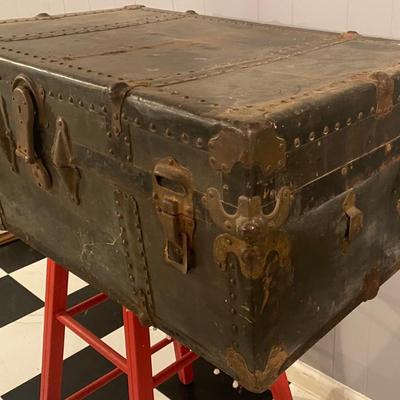 Vintage Trunk