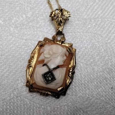 14K Cameo Habille  Pendant On A 16" 10K Italian Gold Necklace