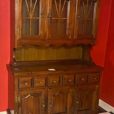 Nice Vintage Hutch