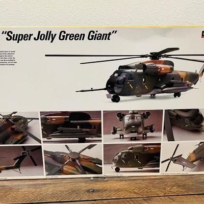 Hawker Harrier & Sikorsky HH 53C Scale Models