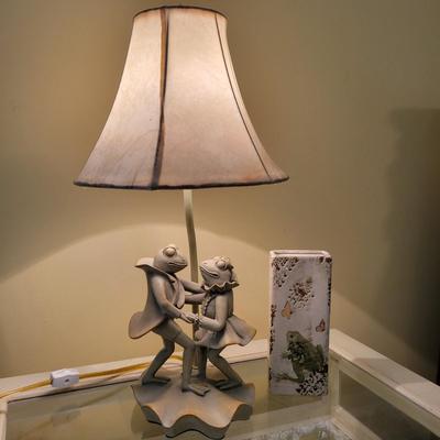 Whimsical Frog Lamp and Wall Vase (BR3-DW)