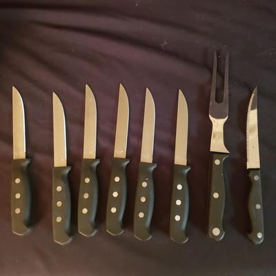 Calphalon Knife Set and More (D-KD)