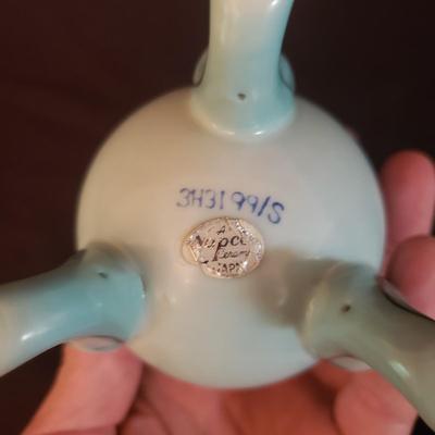 McCoy Vase and Napo Ware Egg Vase (D-KD)