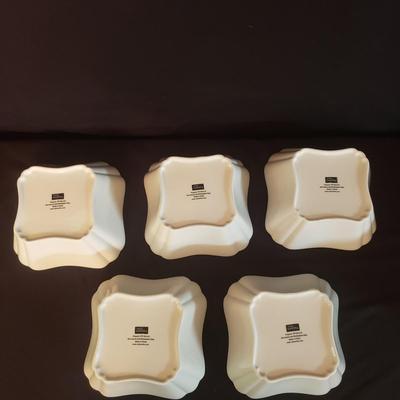 Ciroa Dishes, White Italian Bowl and More(D-KD)