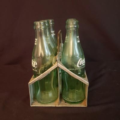 Vintage Six Pack Coca-Cola Bottles With Metal Carrier (D-KD)