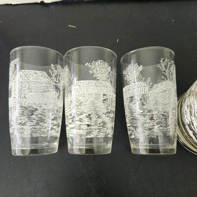 Vintage Mid Century Glass Pitcher w 6 Glasses