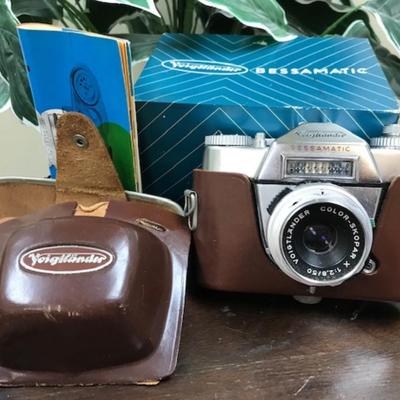 Vintage Voightlander Bessamatic Camera