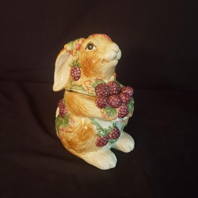 Fitz and Floyd "Blackberry Rabbits" Salt and Pepper Shakers and Jar (D-KD)